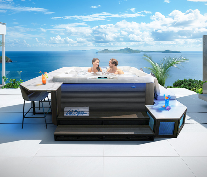 Calspas hot tub being used in a family setting - Miamisburg